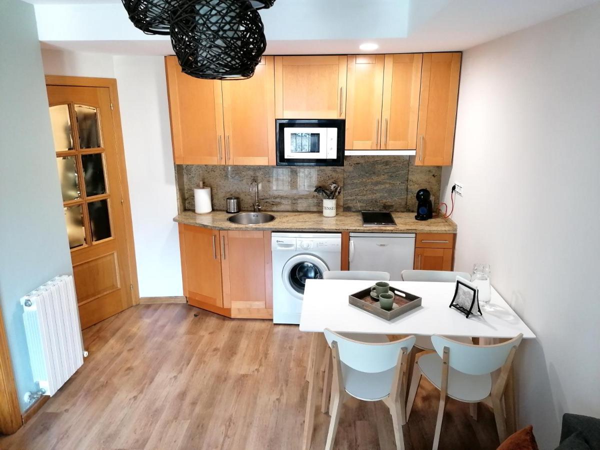Apartamento Con Encanto En Сальєнт-де-Гальєго Екстер'єр фото